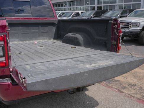 Used 2020 RAM 2500 Laramie w/ Night Edition AWD/4WD image 12