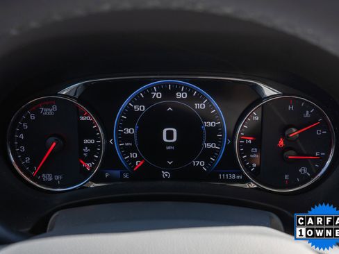 Used 2024 GMC Terrain Denali w/ Denali Premium Package image 12