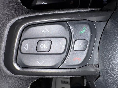 Used 2023 Jeep Gladiator Sport image 16