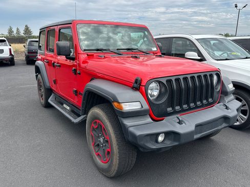 Used 2023 Jeep Wrangler Unlimited Sport AWD/4WD image 2