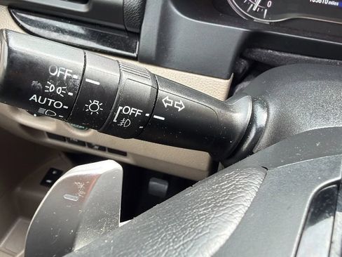 Used 2017 Honda Pilot Touring image 14