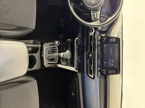 Used 2023 Kia Seltos S image 27