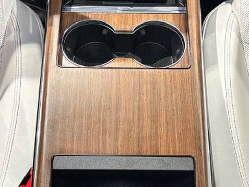 Used 2023 Tesla Model X image 37