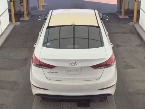 Used 2018 Hyundai Elantra SEL image 6