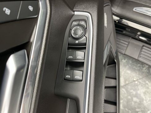 Certified 2024 GMC Sierra 1500 Elevation w/ Elevation Premium Package AWD/4WD image 9