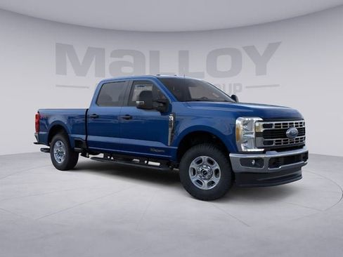 New 2026 Ford F250 XLT w/ FX4 Off-Road Package image 31