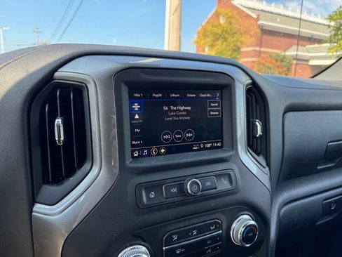 Used 2024 GMC Sierra 1500 Pro w/ Graphite Edition AWD/4WD image 16