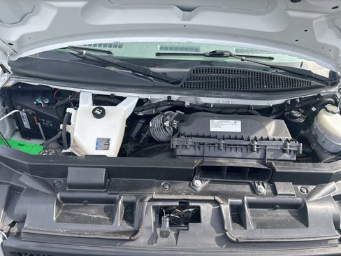 Used 2022 Chevrolet Express 2500 w/ Driver Convenience Package image 40