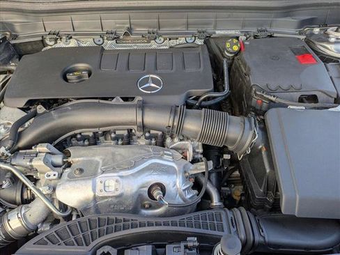 Certified 2022 Mercedes-Benz GLB 250 4MATIC image 22