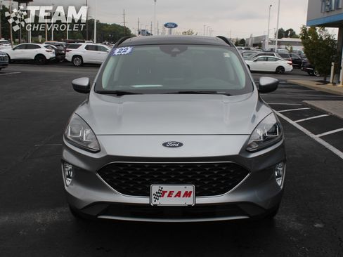 Used 2022 Ford Escape SEL image 9
