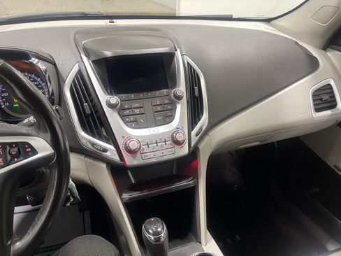 Used 2016 GMC Terrain SLT image 30