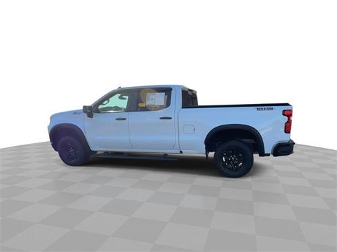 Used 2021 Chevrolet Silverado 1500 LT Trail Boss w/ Convenience Package II image 5