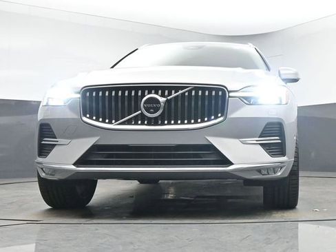 Used 2023 Volvo XC60 B6 Ultimate w/ Protection Package Premier image 39