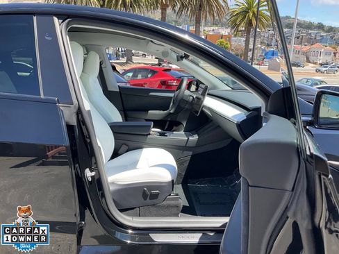 Used 2023 Tesla Model Y Long Range AWD/4WD image 74