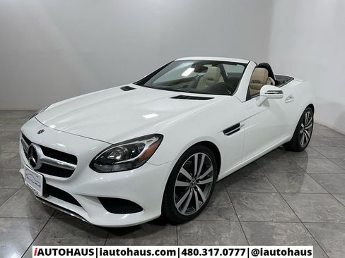 Used 2020 Mercedes-Benz SLC 300 w/ Premium Package image 3