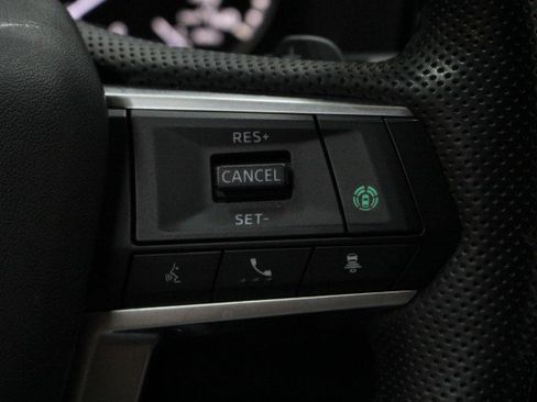 Used 2022 Mitsubishi Outlander SE image 11