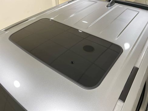 Used 2024 Toyota Tacoma TRD Sport w/ TRD Sport Upgrade Package image 7