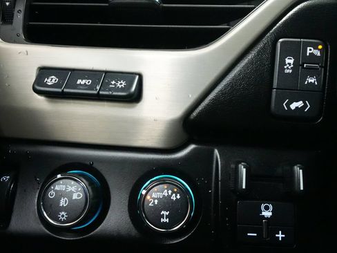 Used 2018 GMC Yukon Denali AWD/4WD image 50