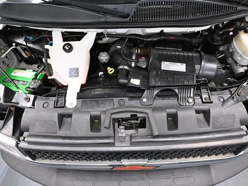 Used 2017 Chevrolet Express 3500 image 50