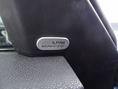 Used 2020 Dodge Charger Scat Pack w/ Navigation & Travel Group RWD image 15