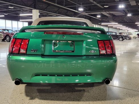Used 1999 Ford Mustang GT RWD image 3