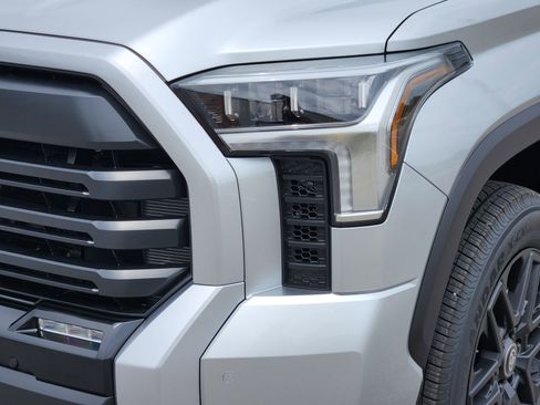 New 2026 Toyota Tundra Limited w/ Limited PVM Package AWD/4WD image 10