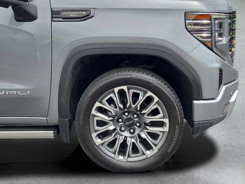 Used 2024 GMC Sierra 1500 Denali Ultimate image 30