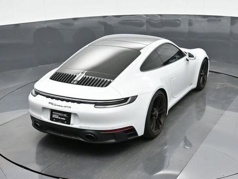 Certified 2022 Porsche 911 Carrera GTS image 29