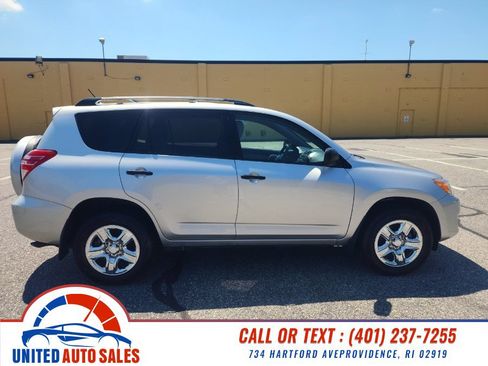 Used 2012 Toyota RAV4 4WD w/ Value Pkg image 6