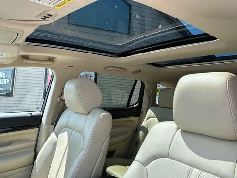 Used 2014 Lincoln MKT AWD w/ Equipment Group 201A image 19