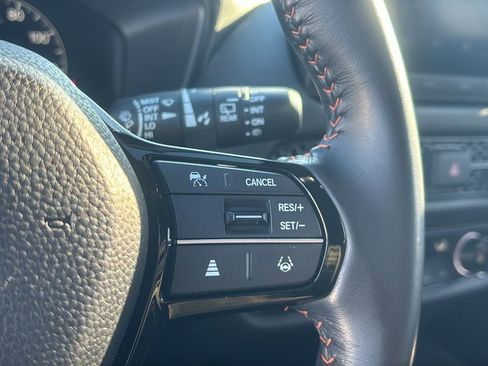 Used 2023 Honda HR-V Sport image 18