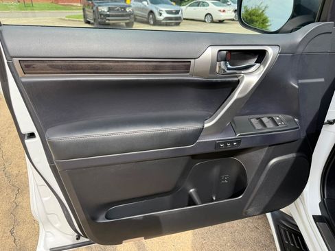 Used 2023 Lexus GX 460 Premium AWD/4WD image 12
