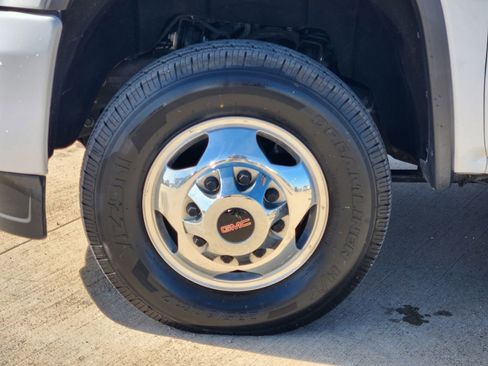 Used 2016 GMC Sierra 3500 Denali w/ Duramax Plus Package image 11