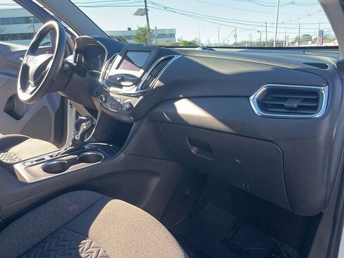 Used 2023 Chevrolet Equinox LT image 61