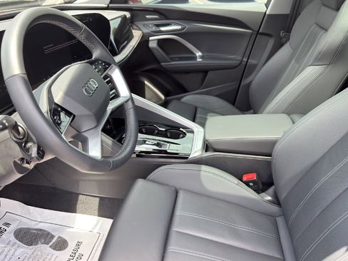 Certified 2025 Audi Q5 Premium Plus w/ Premium Plus AWD/4WD image 11