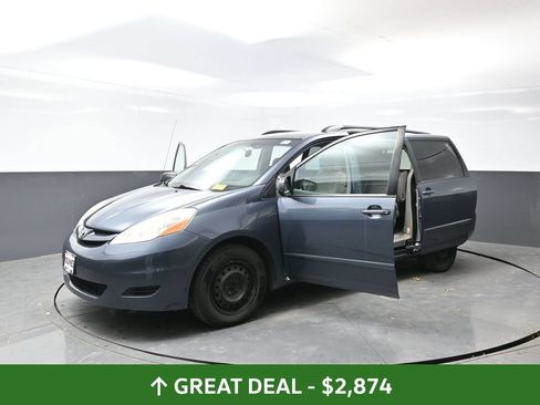 Used 2008 Toyota Sienna LE FWD image 54