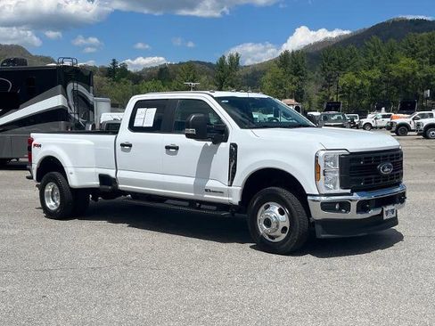 Certified 2024 Ford F350 XL w/ 360-Degree Camera Package AWD/4WD image 1
