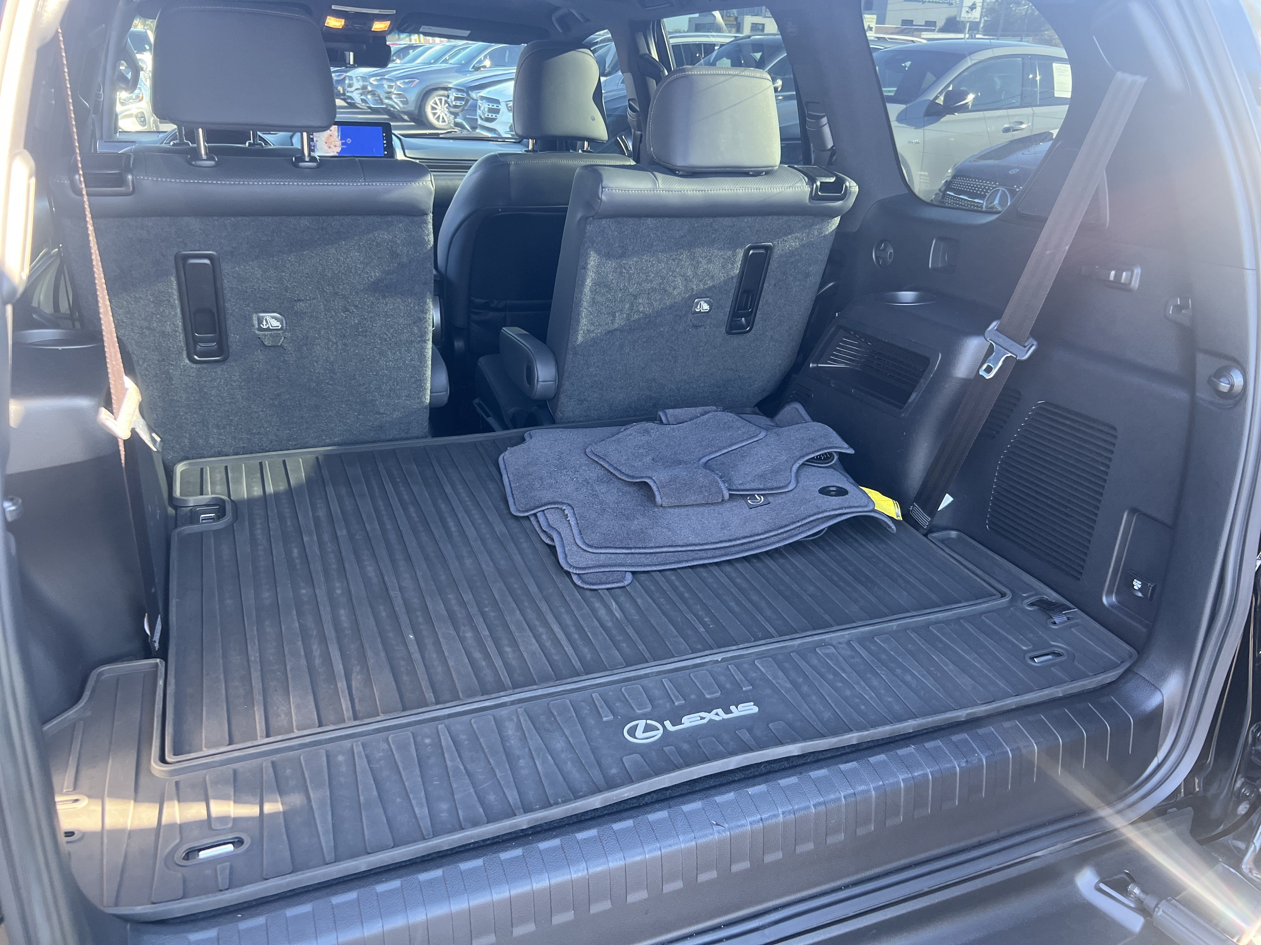 Used 2023 Lexus GX 460 Premium AWD/4WD image 34