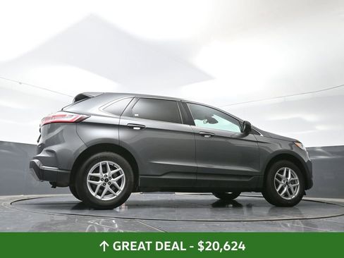 Used 2024 Ford Edge SEL image 53