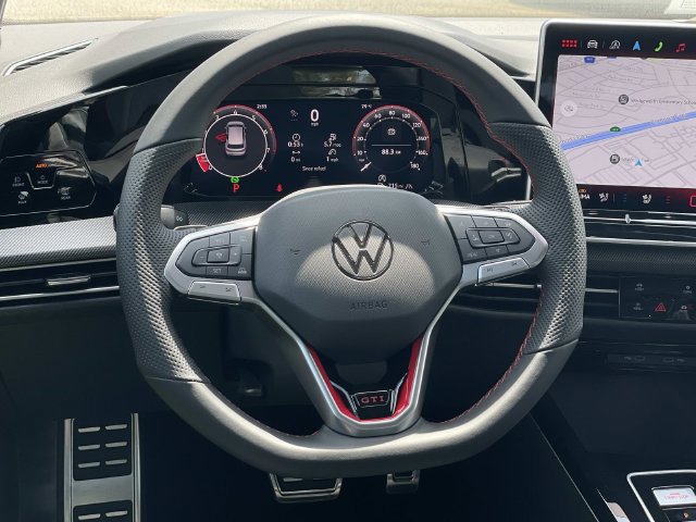 New 2026 Volkswagen GTI SE FWD image 7