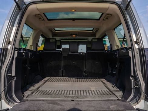 Used 2016 Land Rover LR4 HSE Silver Edition image 35