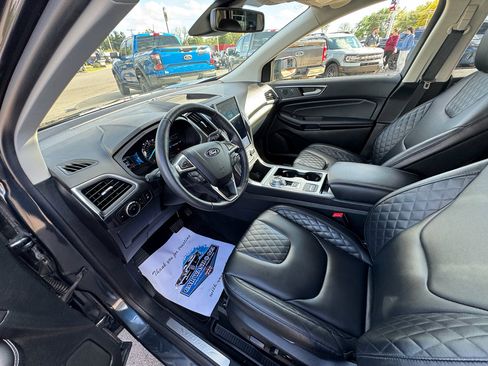 Used 2023 Ford Edge Titanium AWD/4WD image 23