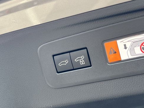 Used 2025 Toyota Land Cruiser image 26