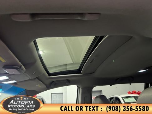 Used 2010 Honda Odyssey EX-L image 27