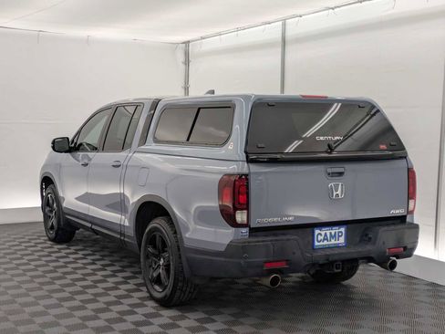 Used 2023 Honda Ridgeline Black Edition image 4