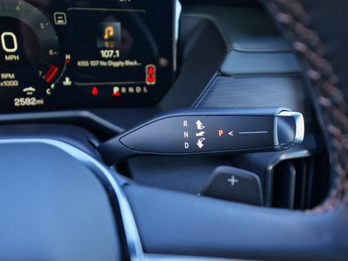 New 2025 GMC Acadia AT4 w/ LPO, Floor Liner Package image 22