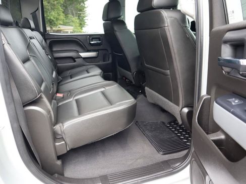 Used 2019 Chevrolet Silverado 2500 LTZ w/ Duramax Plus Package AWD/4WD image 17