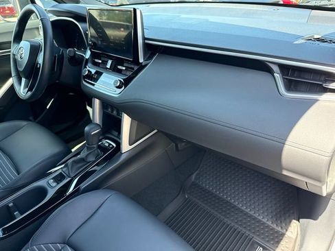 Used 2024 Toyota Corolla Cross XSE w/ Convenience Package image 20