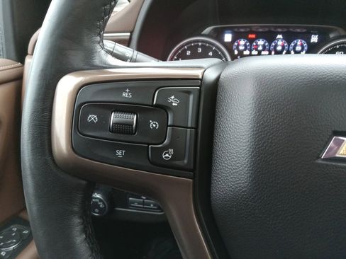 Used 2021 Chevrolet Suburban High Country w/ Max Trailering Package AWD/4WD image 20