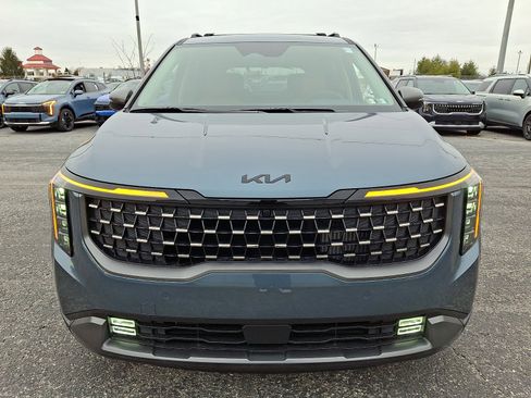 New 2026 Kia Carnival SX Prestige FWD image 3